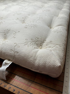 Organic Wool Deluxe Hand Tufted Mattress Topper 2"