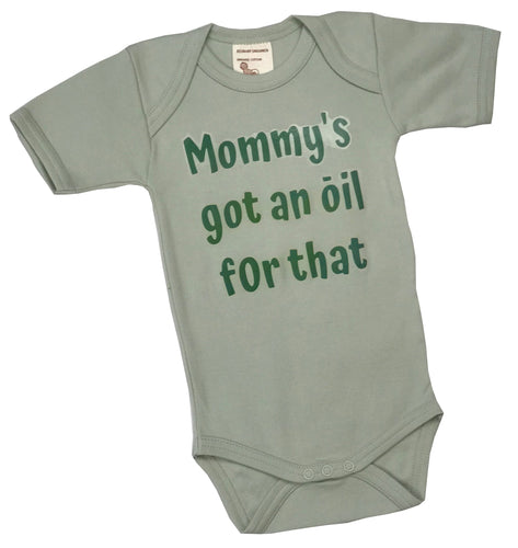 Organic Cotton Short Sleeved Onesie/Bodysuit Mommys Got An Oil