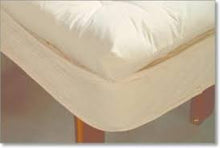 Load image into Gallery viewer, Wool Filled Organic Cotton Deluxe Hand Tufted Mattress Topper 3&quot;